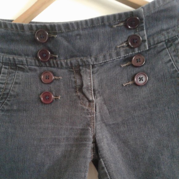 AMERICAN RAG Sailor Button Style pocketed (5) Walking shorts - Size 5 - Picture 7 of 8